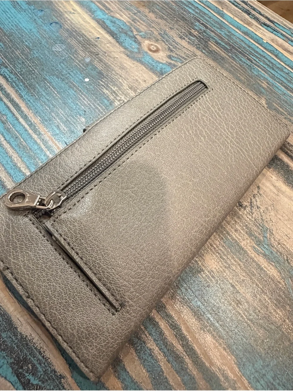 Relic Taupe Women's Snap Wallet - Neutral Taupe